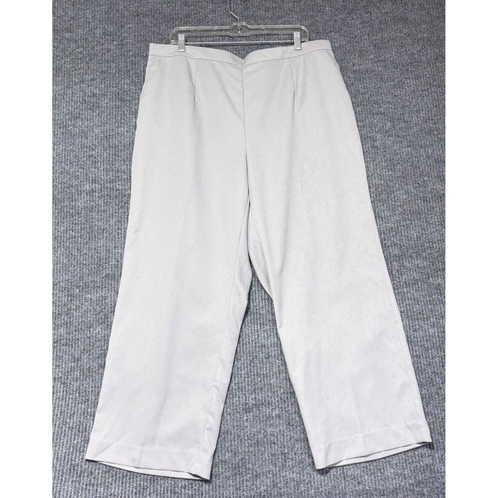 NWT Alfred Dunner Woman 20W Gray Classic Fit Short Elastic Waist Pants